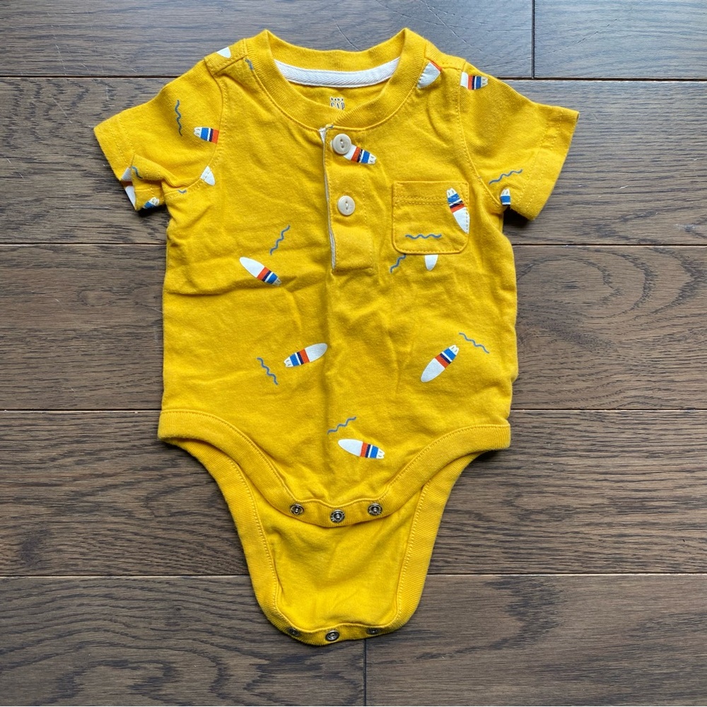 Baby Gap Yellow Tee Onesie 0-3 Months